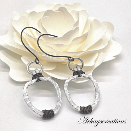 Hammered Aluminum Earrings, Aluminum Wire Jewelry - Arkayscreations