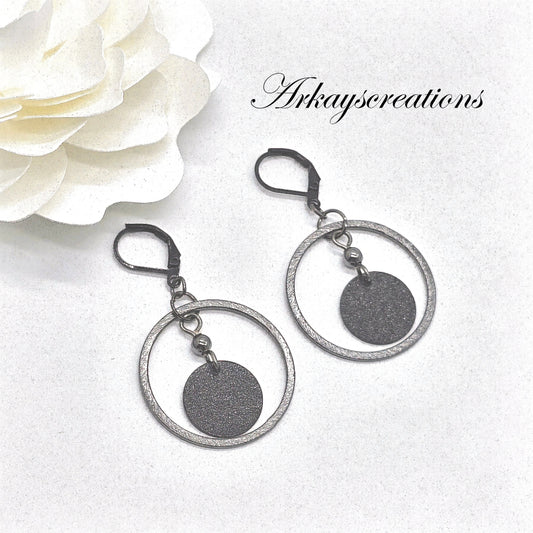 Stylish Black Geometric Dangle Hoops with Circular Accents