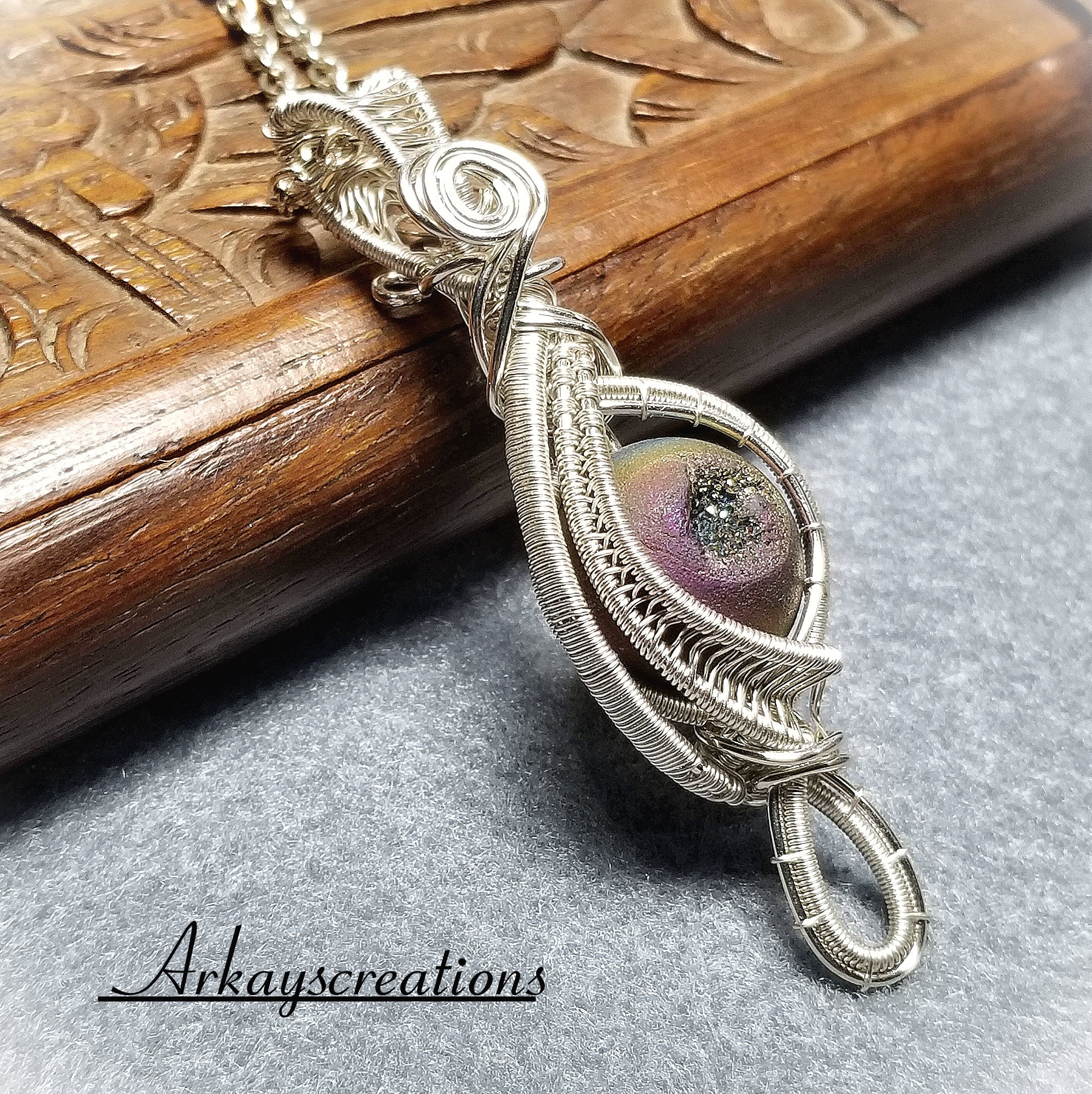 Agate and buy silver wire weave pendant