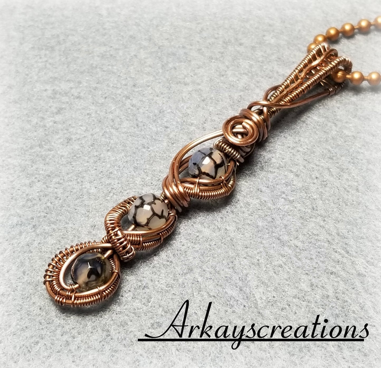 Dragon Vein Agate Wire Weave Jewelry Pendant