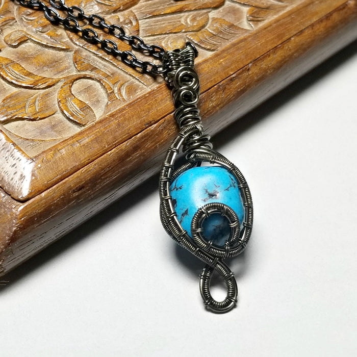 Howlite Turquoise Raw Stone Necklace, Black Jewelry - Arkayscreations