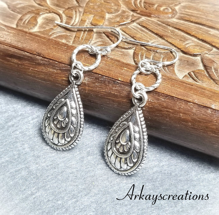 Silver Teardrop Dangling Earrings ~ Arkayscreations