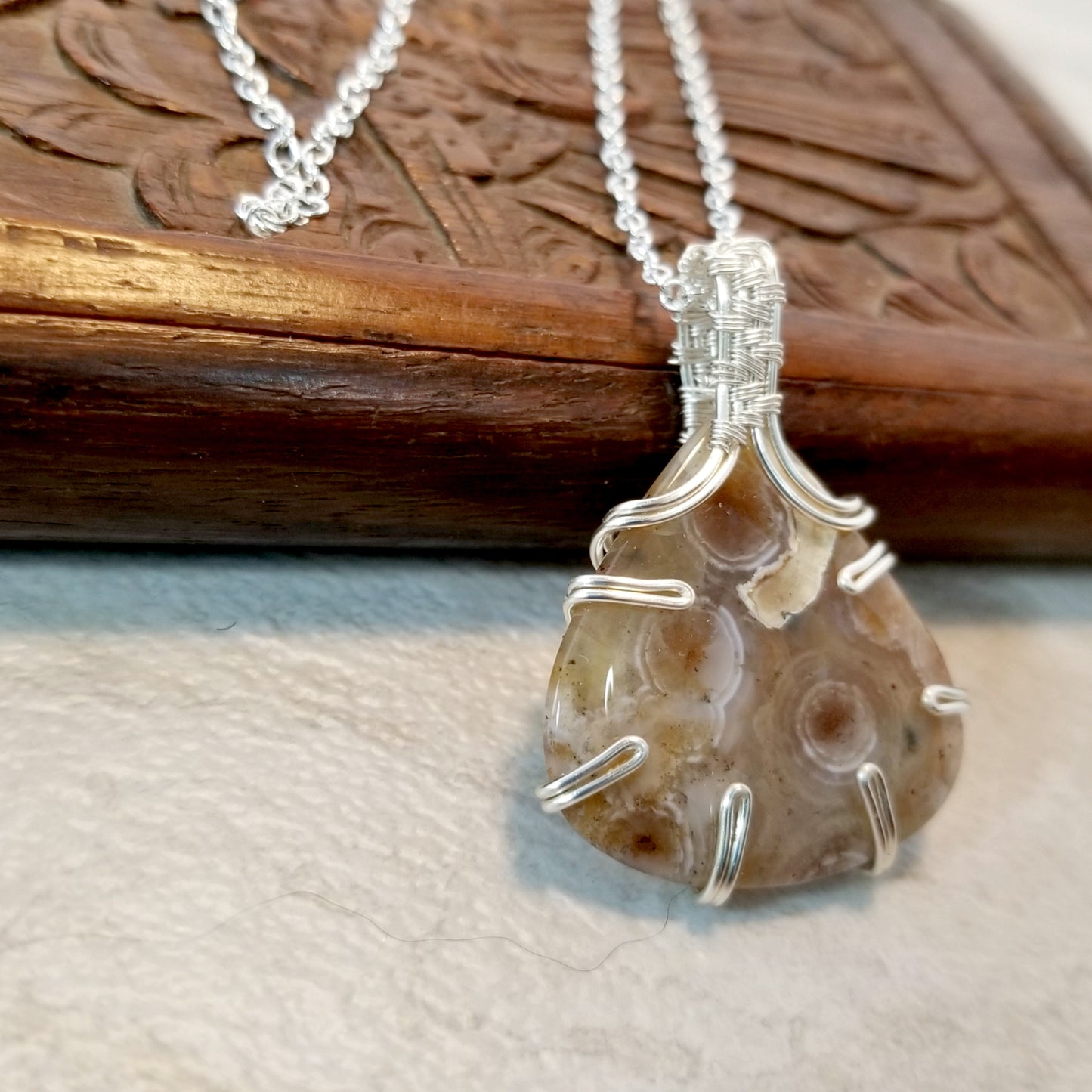 Agate Business Casual Jewelry, Wire Wrapped Necklace, Jewelry Gift for Her